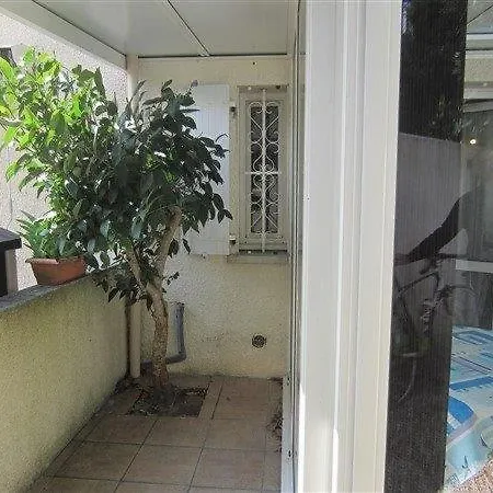 Sur Gironde - Avec Terrasse - Ideal En Famille 아파트 메쉐르-수르-지롱드