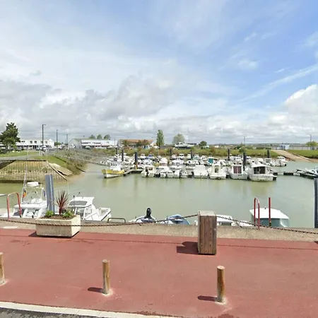 Sur Gironde - Avec Terrasse - Ideal En Famille * 메쉐르-수르-지롱드