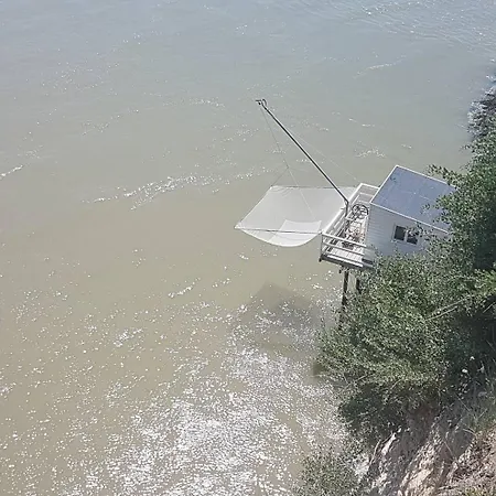 Sur Gironde - Avec Terrasse - Ideal En Famille 아파트 *