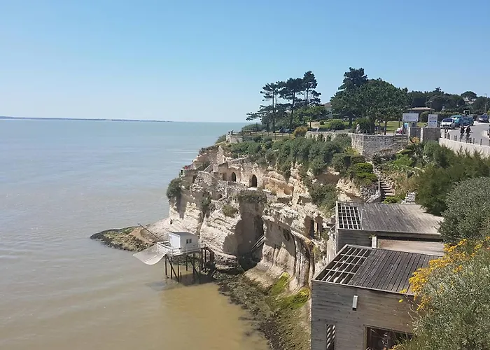 Sur Gironde - Avec Terrasse - Ideal En Famille Meschers-sur-Gironde