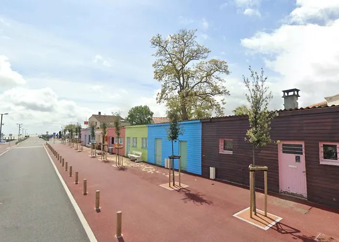 Sur Gironde - Avec Terrasse - Ideal En Famille *